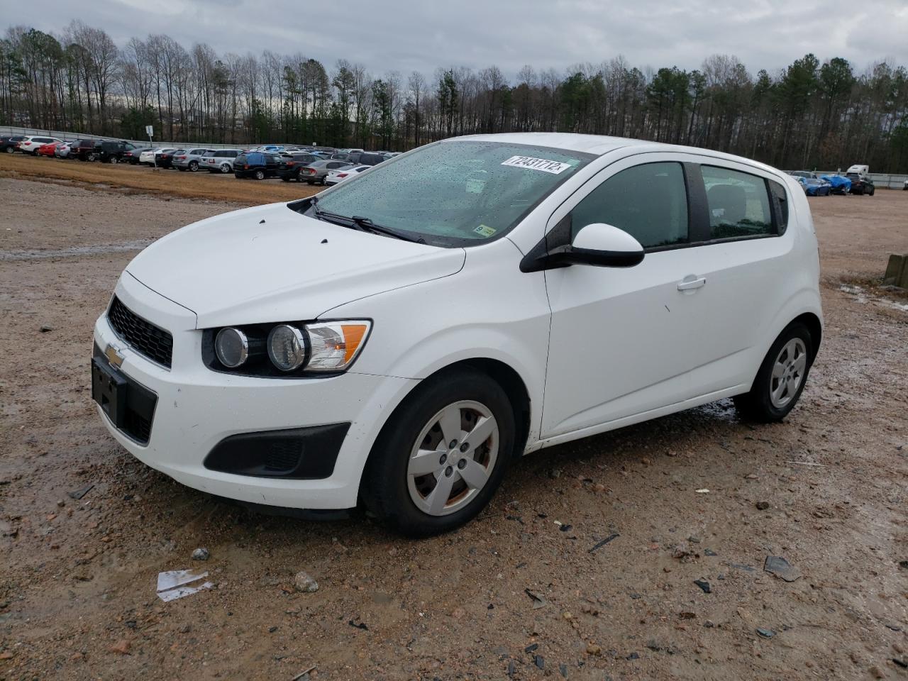 Chevrolet Sonic ls (2016)