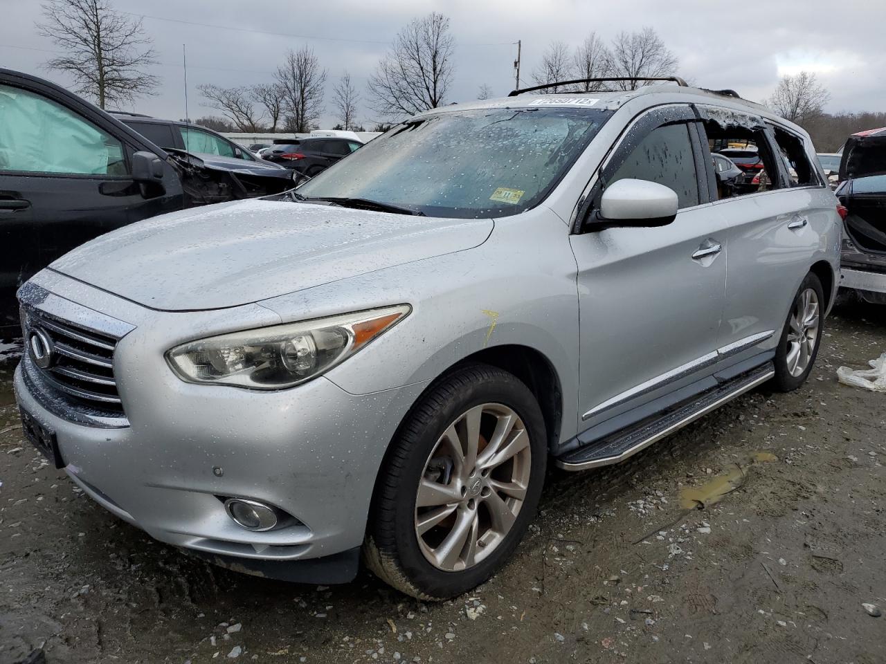Infiniti Jx35 (2013)