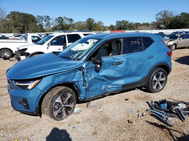 Volvo Xc40 plus (2023)