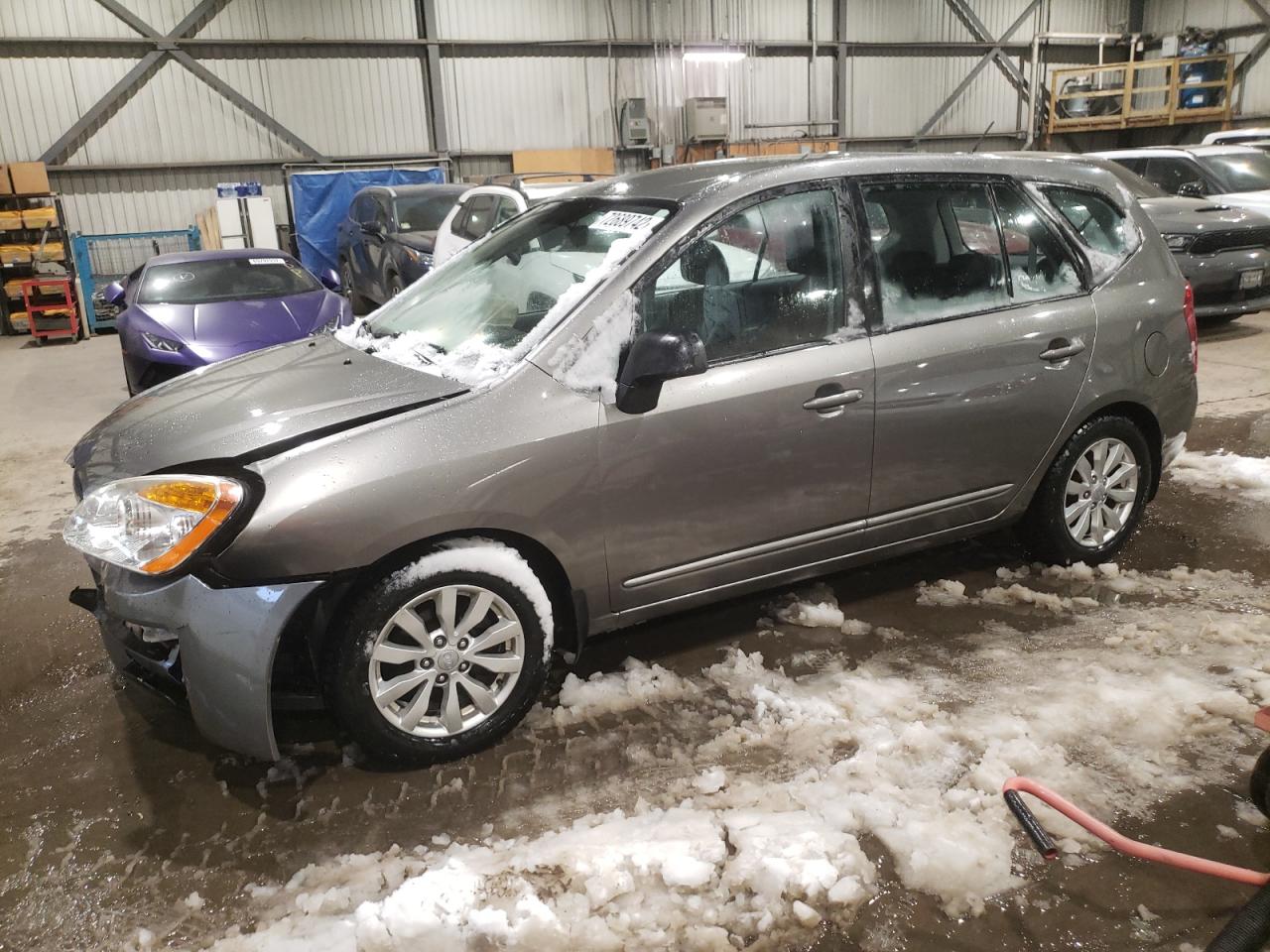 Kia Rondo (2012)