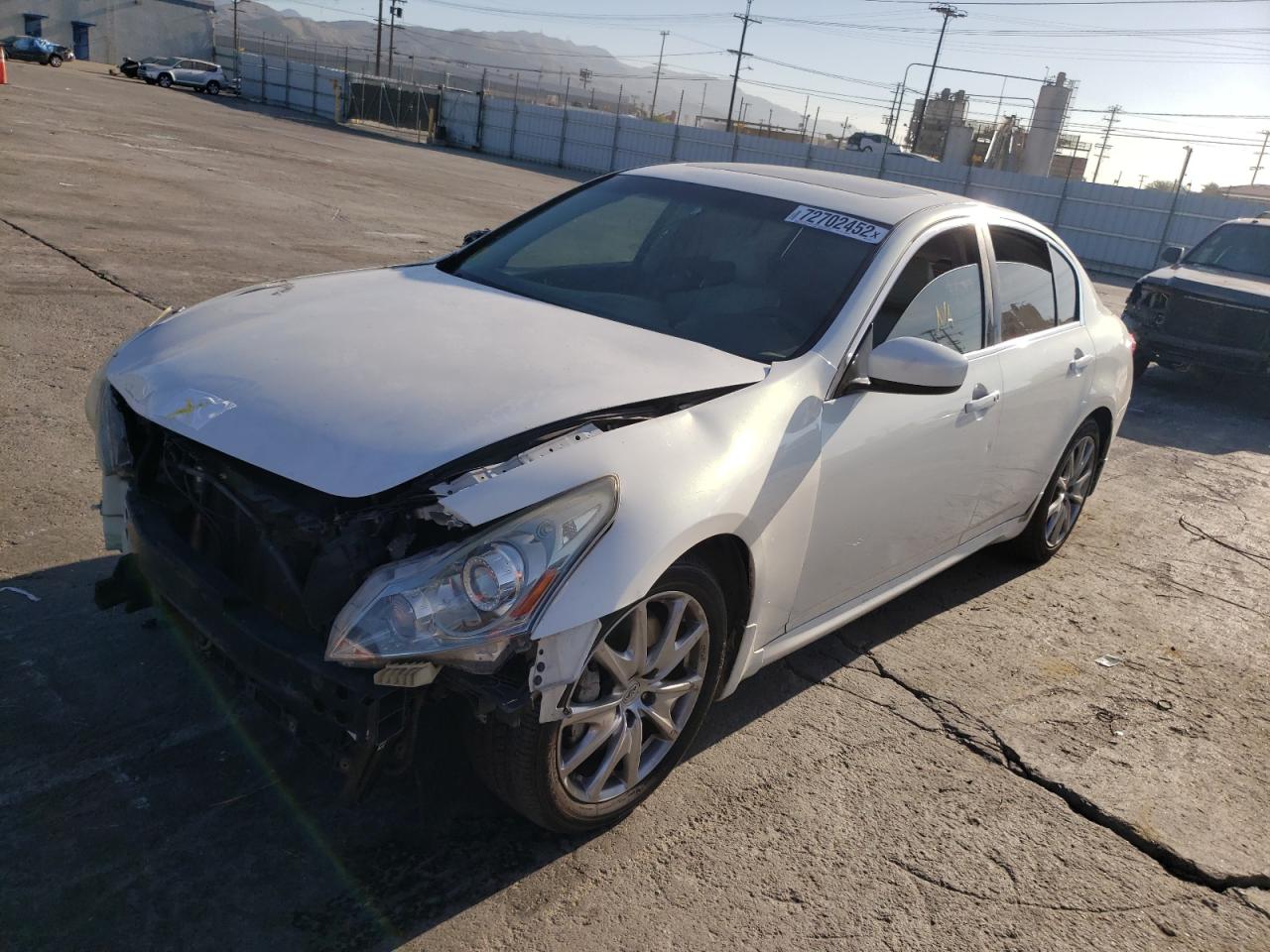 Infiniti G37 base (2011)
