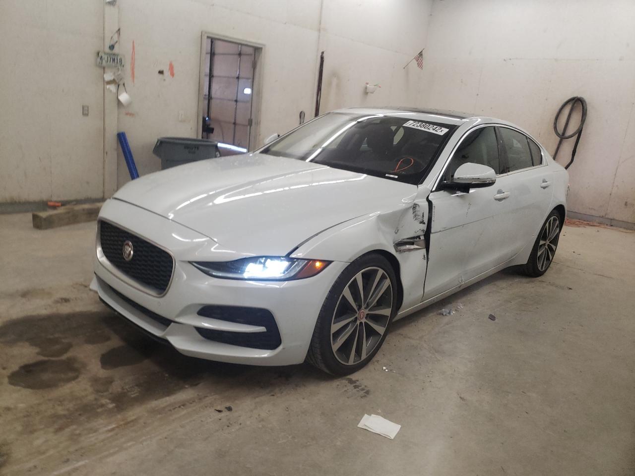 Jaguar Xe s (2020)