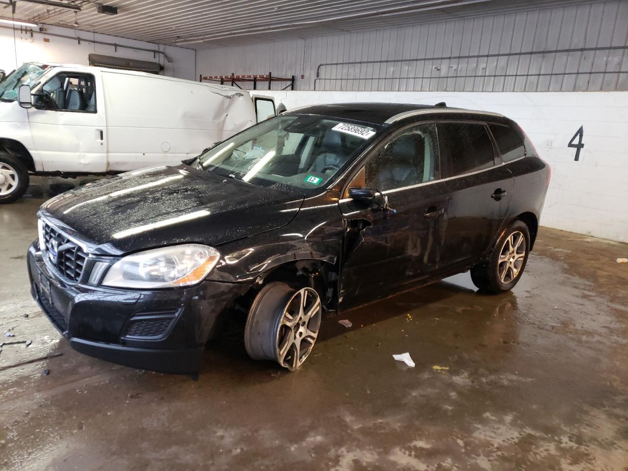 Volvo Xc60 t6 (2013)