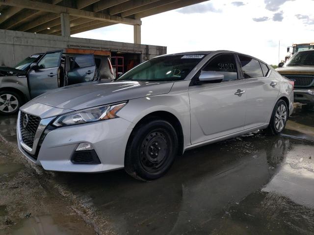 Nissan Altima s (2020)