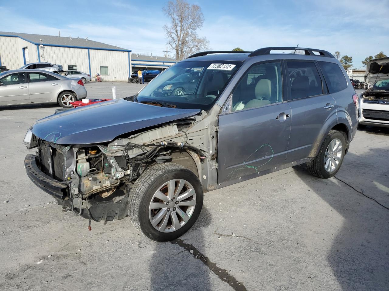 Subaru Forester l (2011)