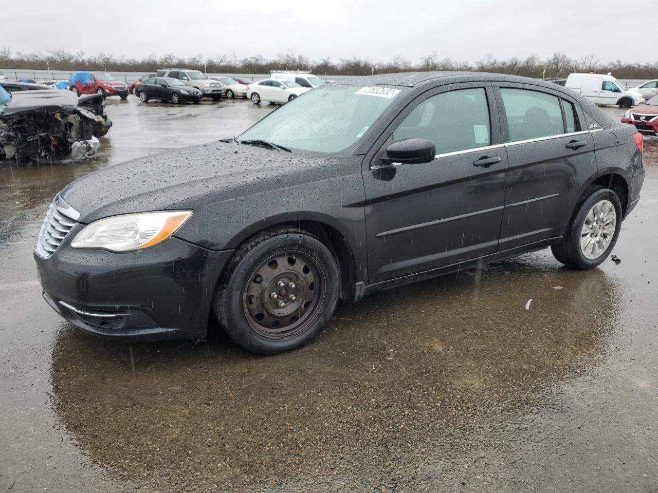 Chrysler 200 lx (2012)