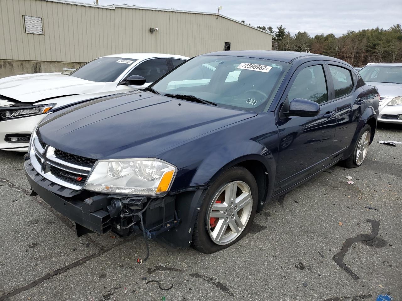 Dodge Avenger sx (2013)