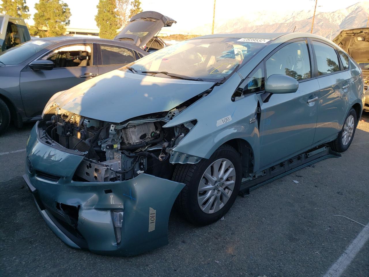 Toyota Prius plug (2012)