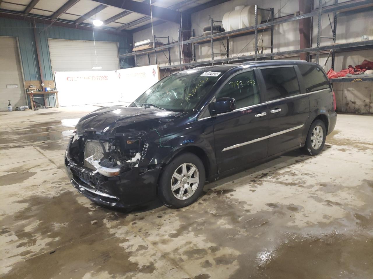 Chrysler Town and c (2011)