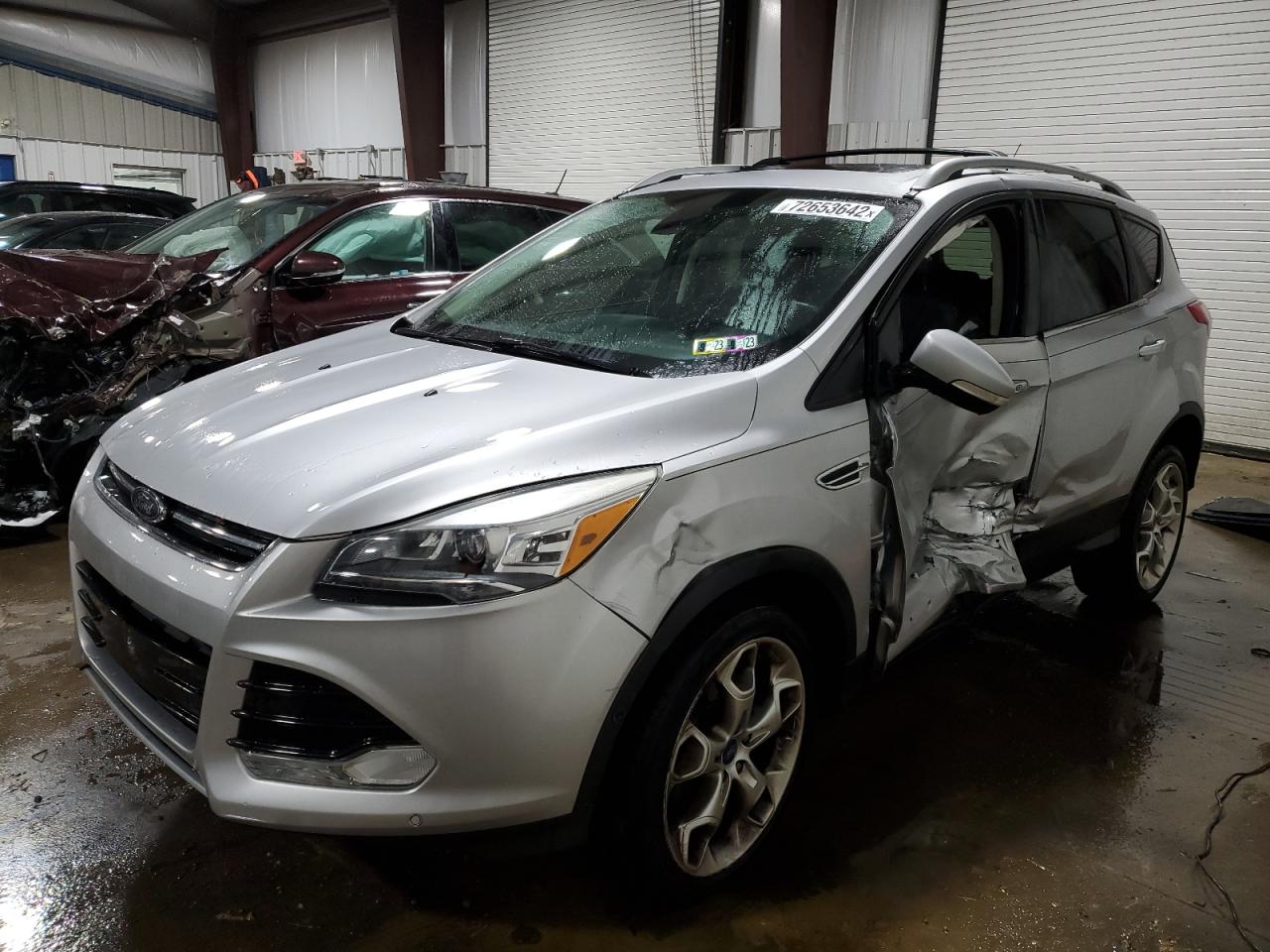 Ford Escape tit (2013)
