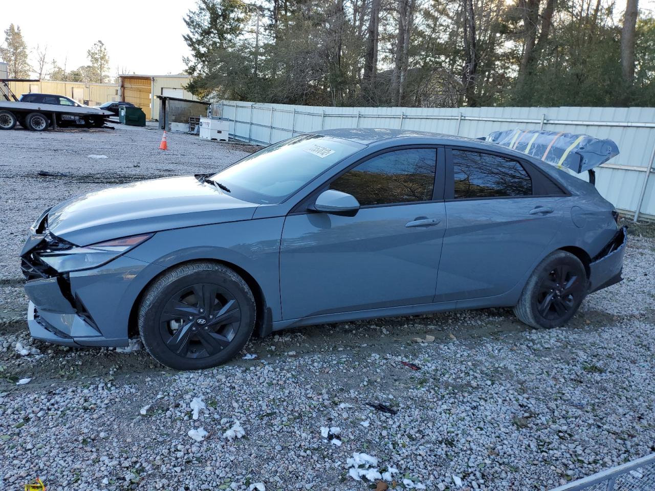 Hyundai Elantra bl (2022)