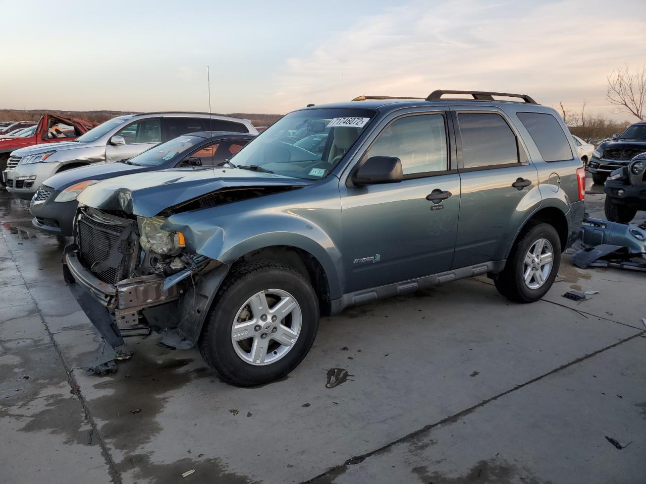 Ford Escape hyb (2011)