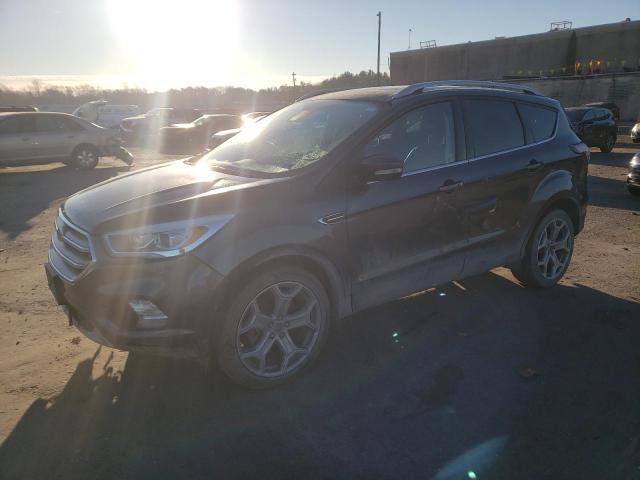 Ford Escape tit (2017)