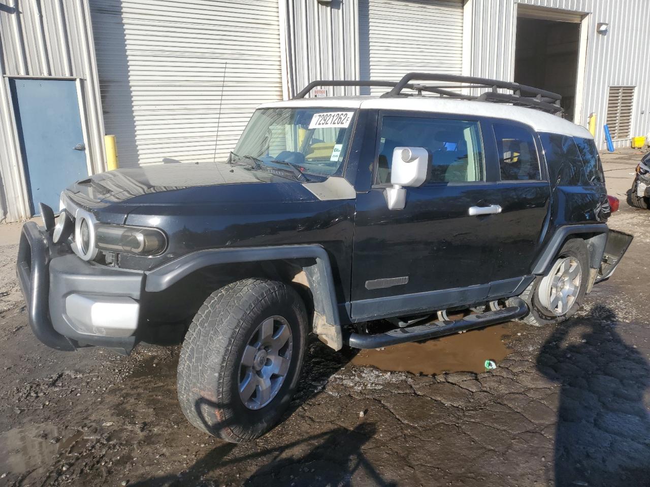 Toyota Fj cruiser (2010)