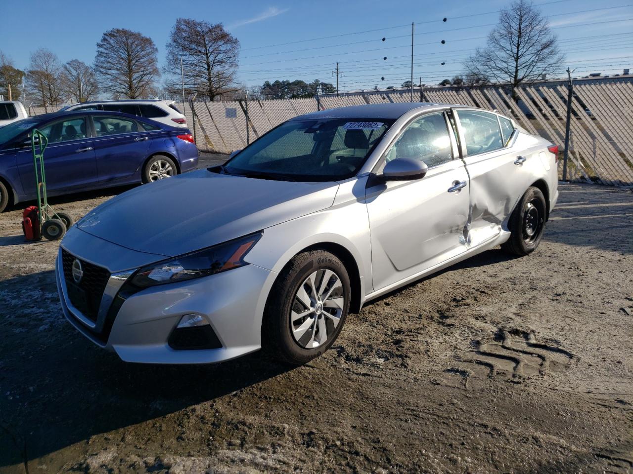 Nissan Altima s (2022)