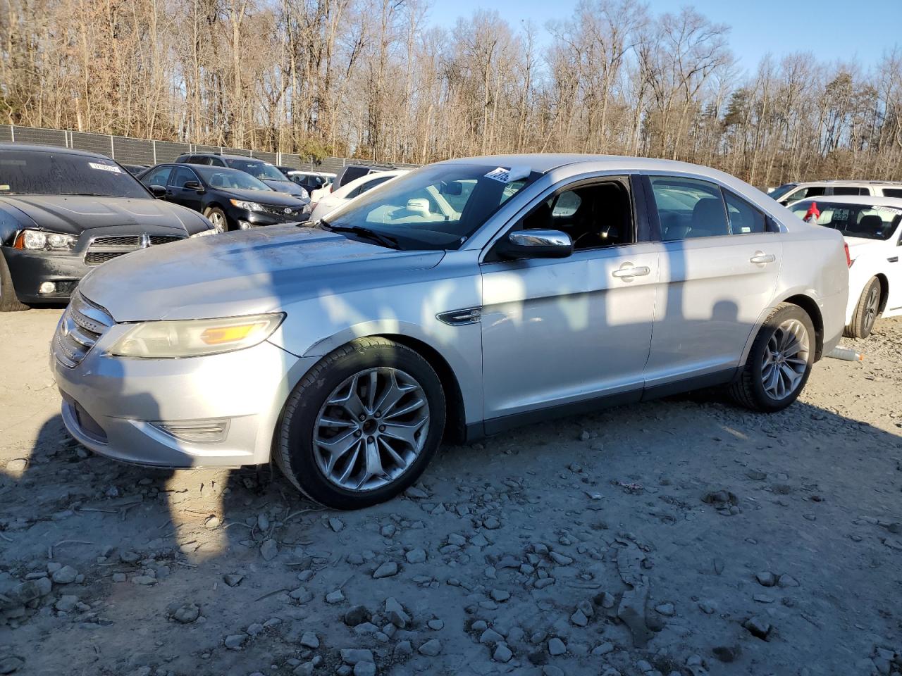 Ford Taurus lim (2013)