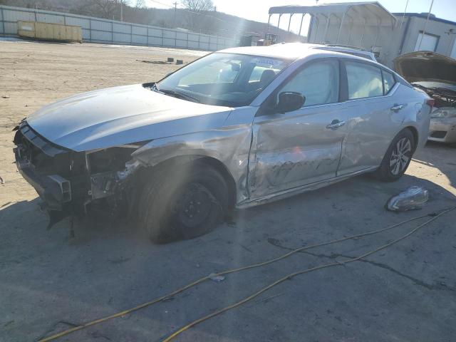 Nissan Altima s (2019)