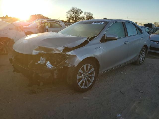 Toyota Camry hybr (2015)