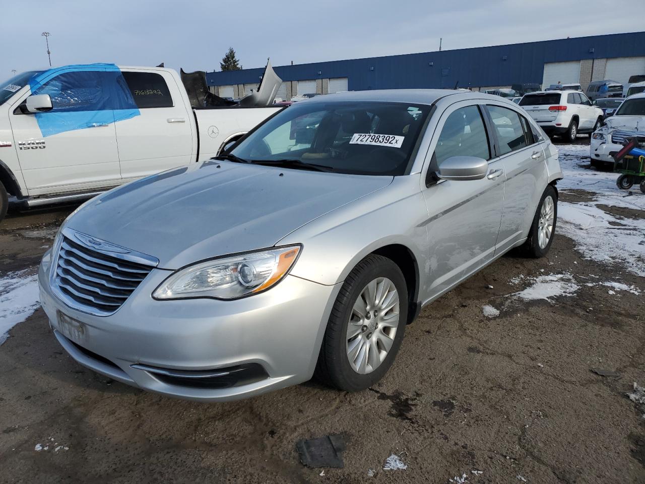 Chrysler 200 lx (2012)