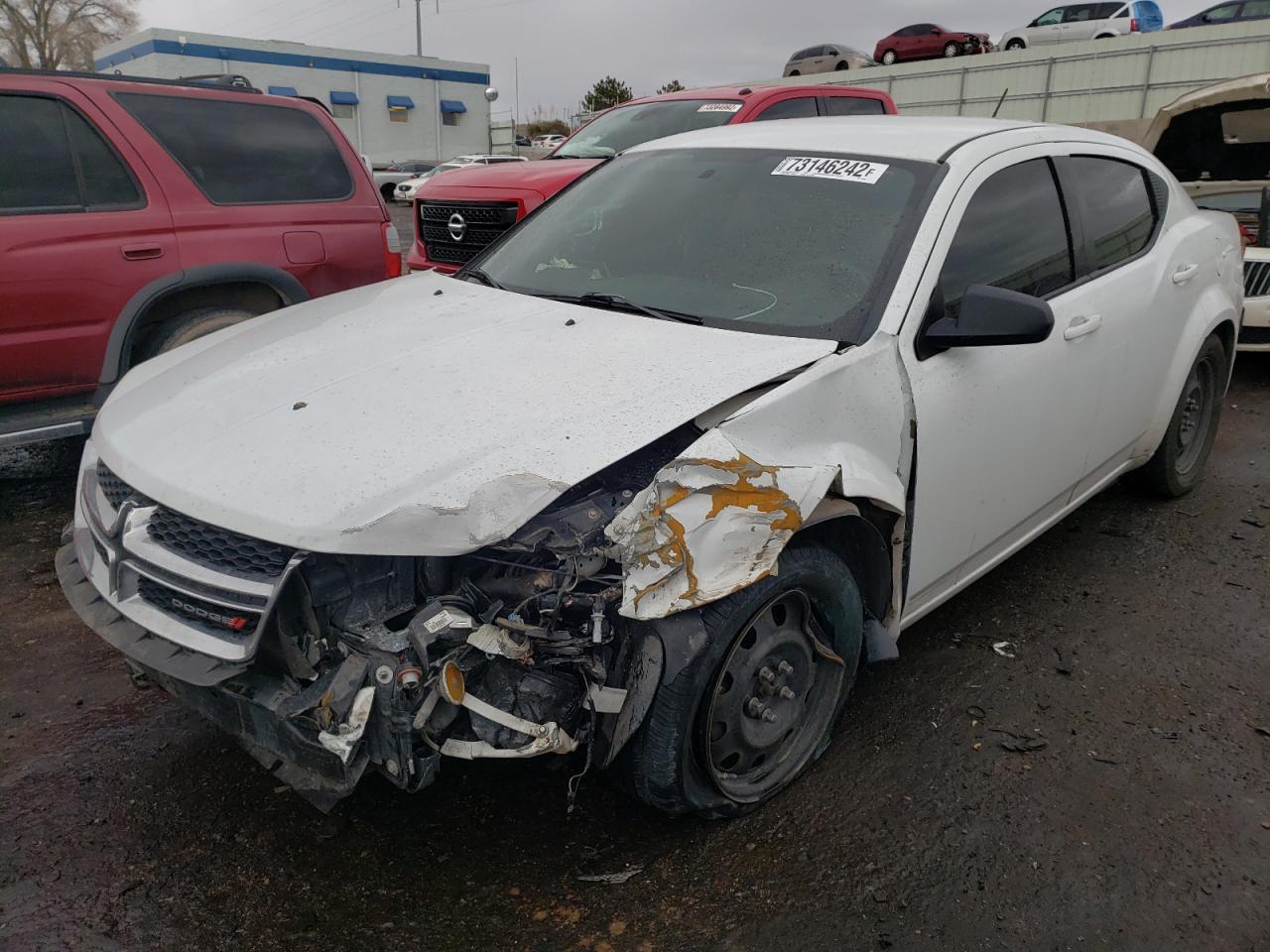 Dodge Avenger se (2013)