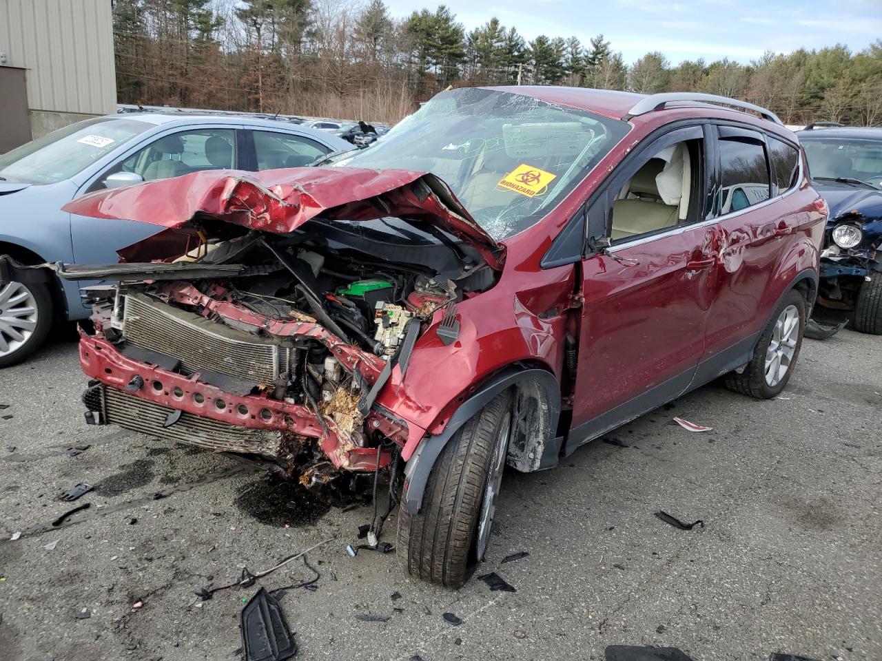 Ford Escape tit (2014)