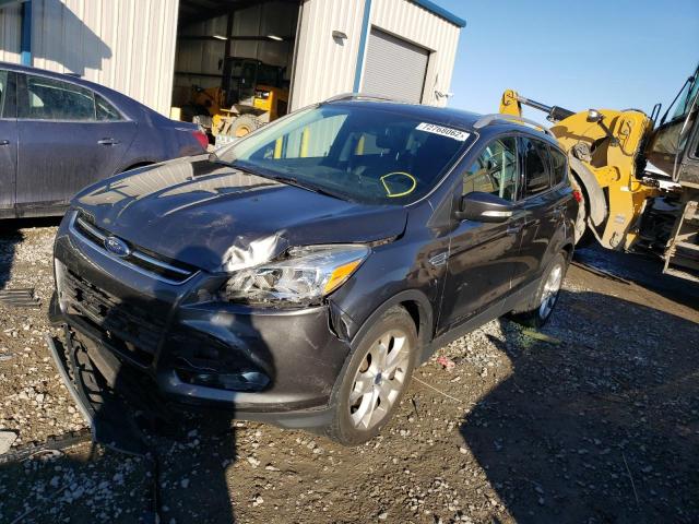 Ford Escape tit (2016)