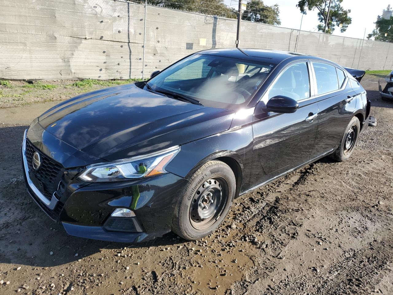 Nissan Altima s (2021)