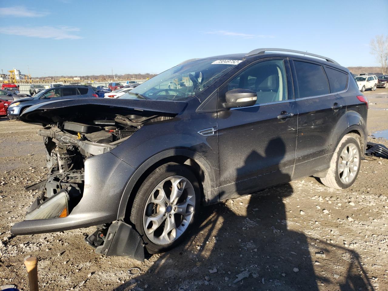 Ford Escape tit (2016)