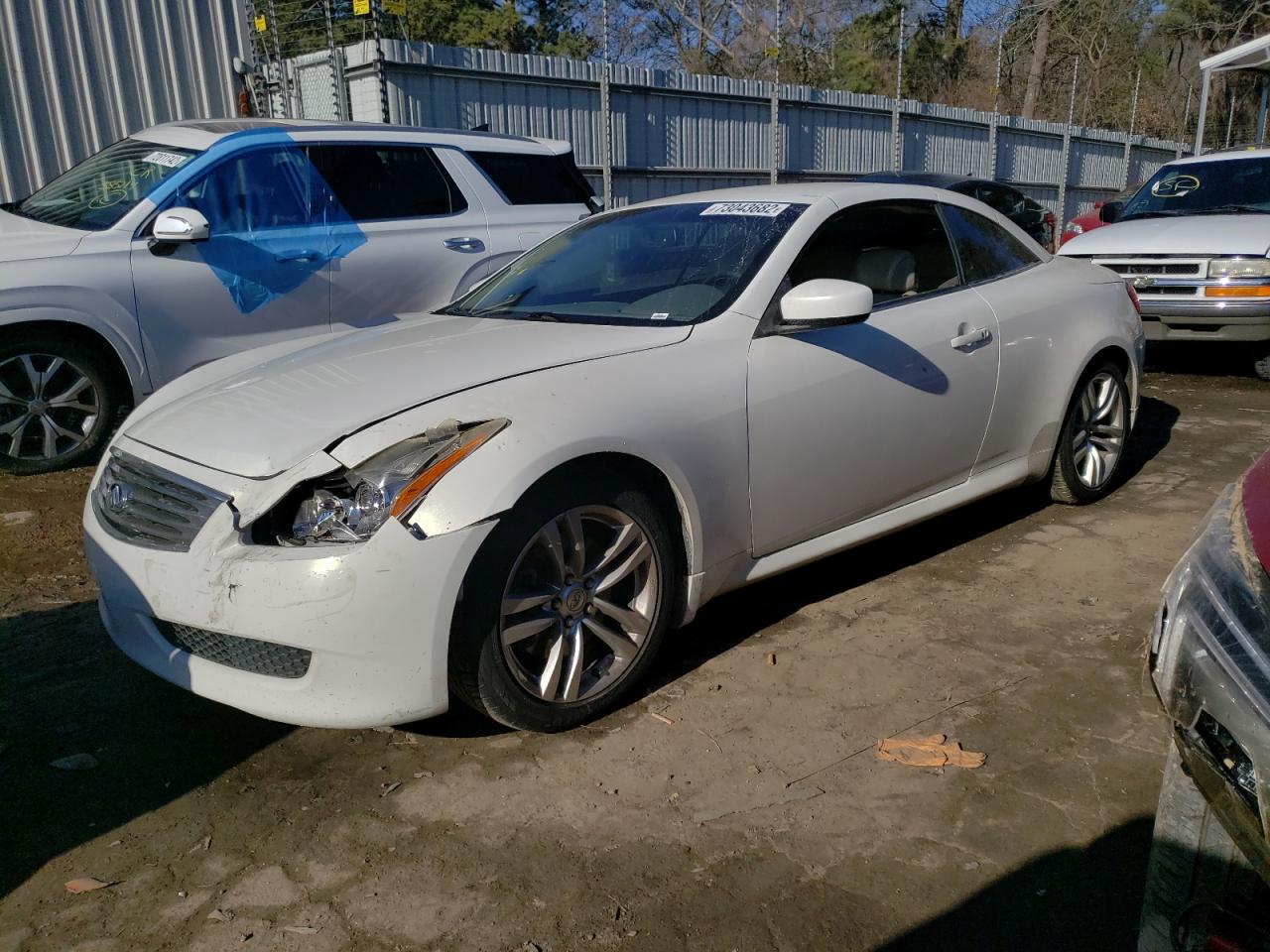 Infiniti G37 base (2010)