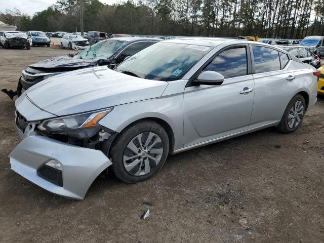 Nissan Altima s (2020)