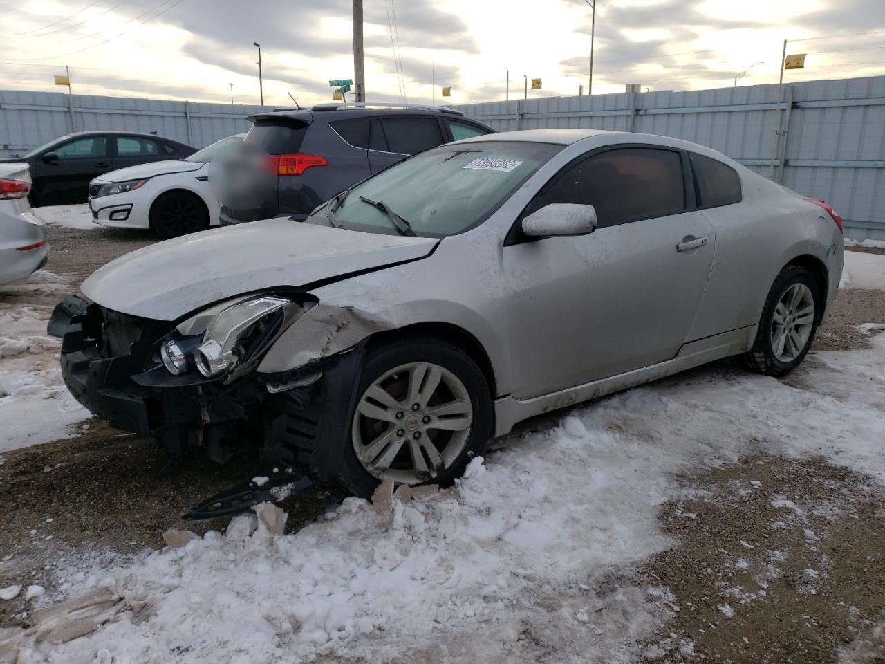 Nissan Altima s (2011)