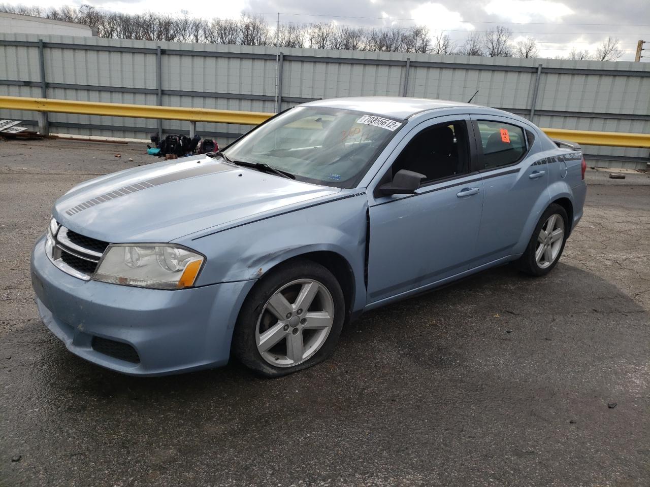 Dodge Avenger se (2013)