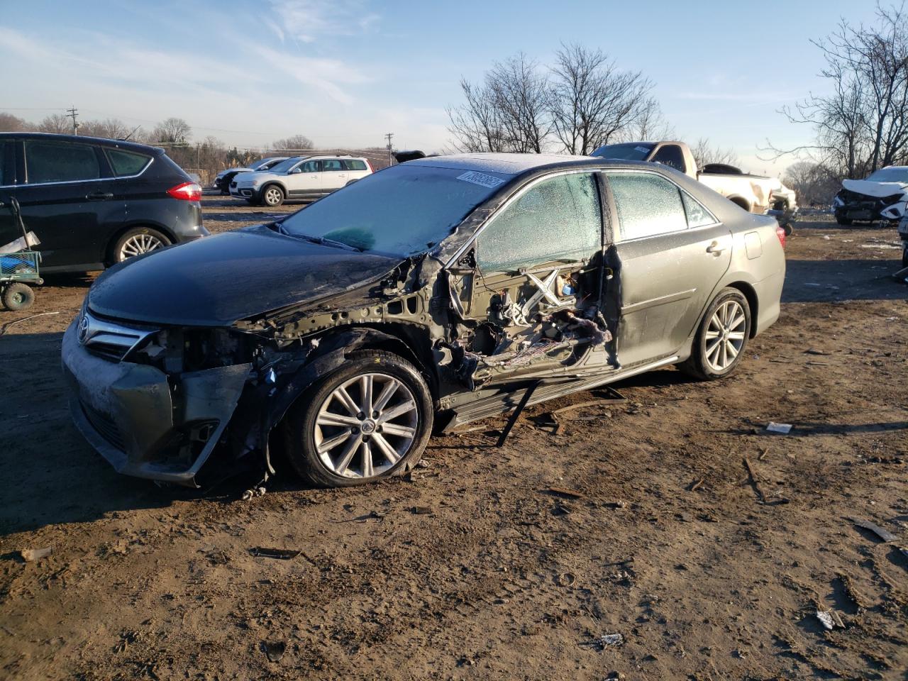 Toyota Camry hybr (2013)