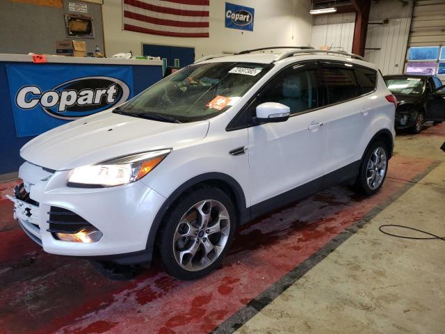 Ford Escape tit (2016)