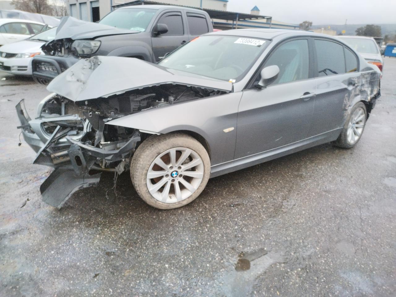 Bmw 328 i sule (2011)