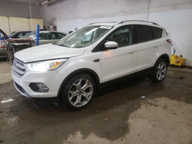 Ford Escape tit (2017)