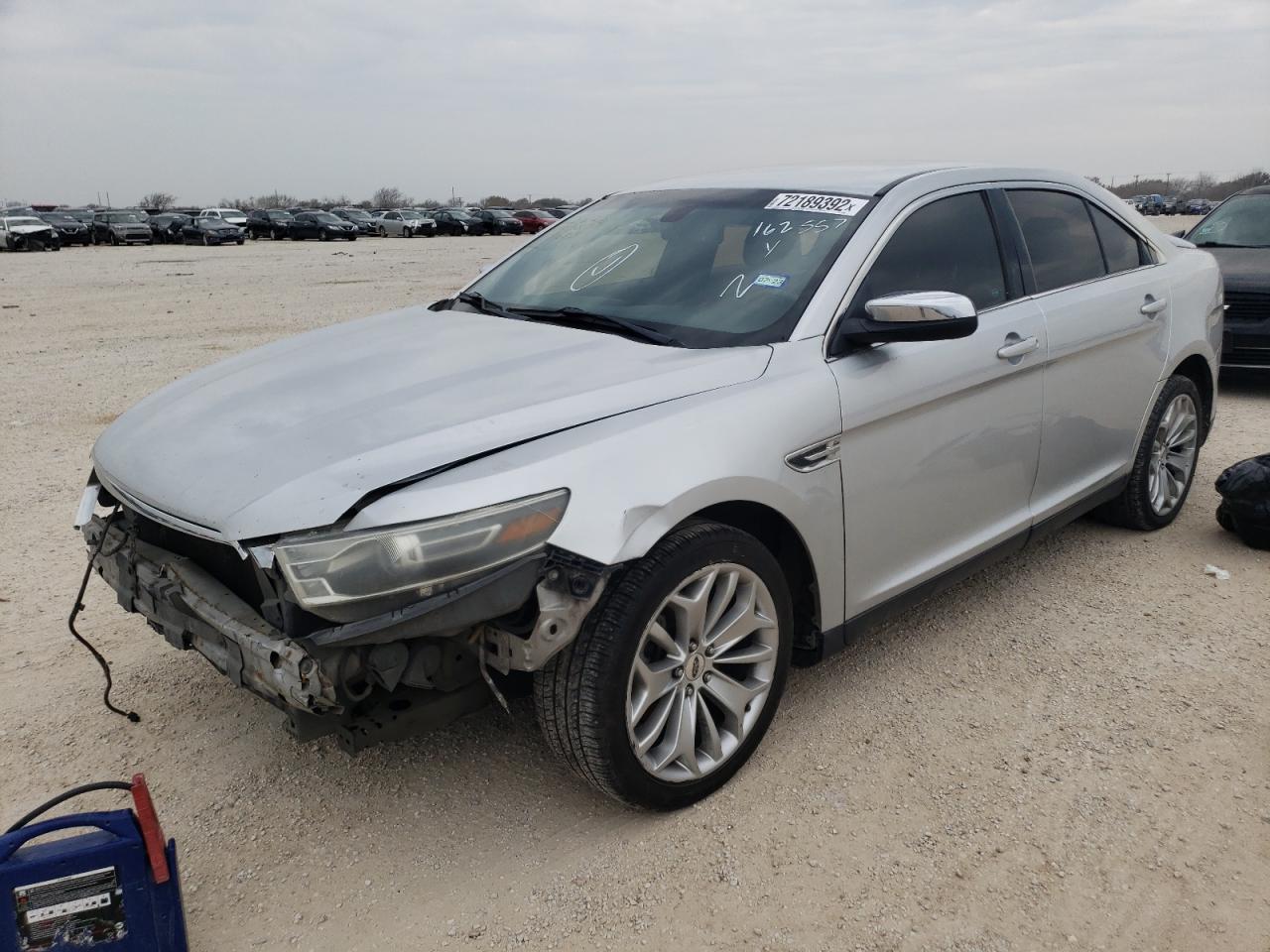 Ford Taurus lim (2015)