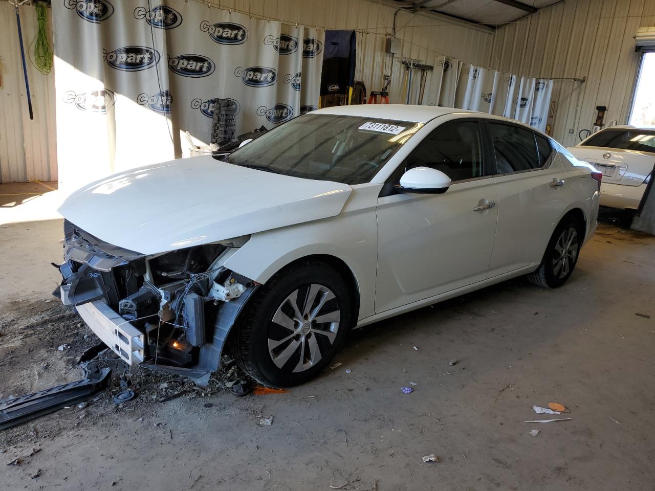 Nissan Altima s (2019)