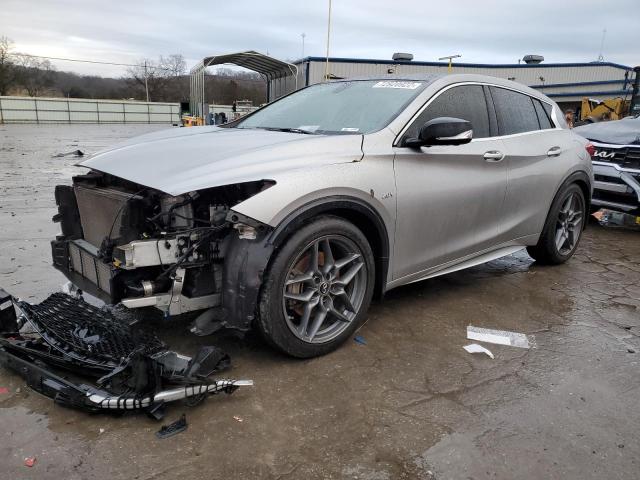 Infiniti Qx30 base (2018)