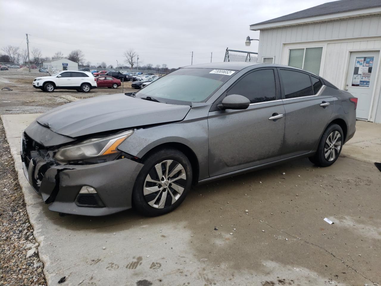 Nissan Altima s (2019)