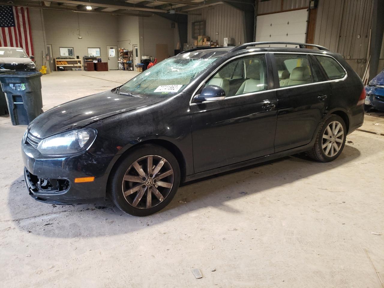 Volkswagen Jetta s (2013)