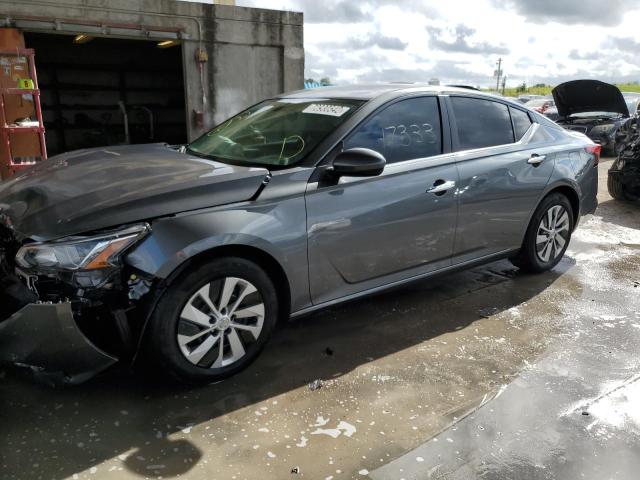 Nissan Altima s (2020)