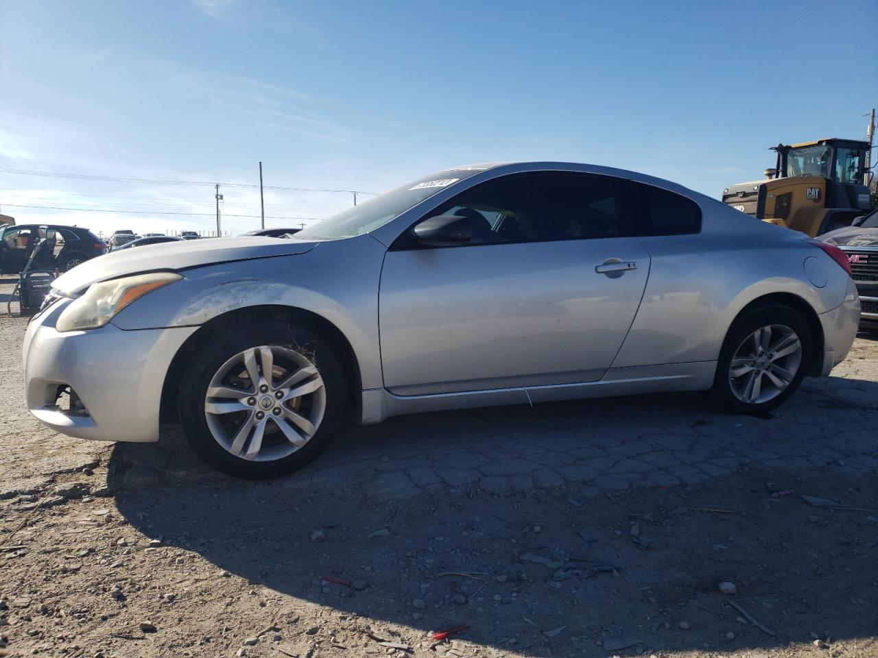 Nissan Altima s (2013)