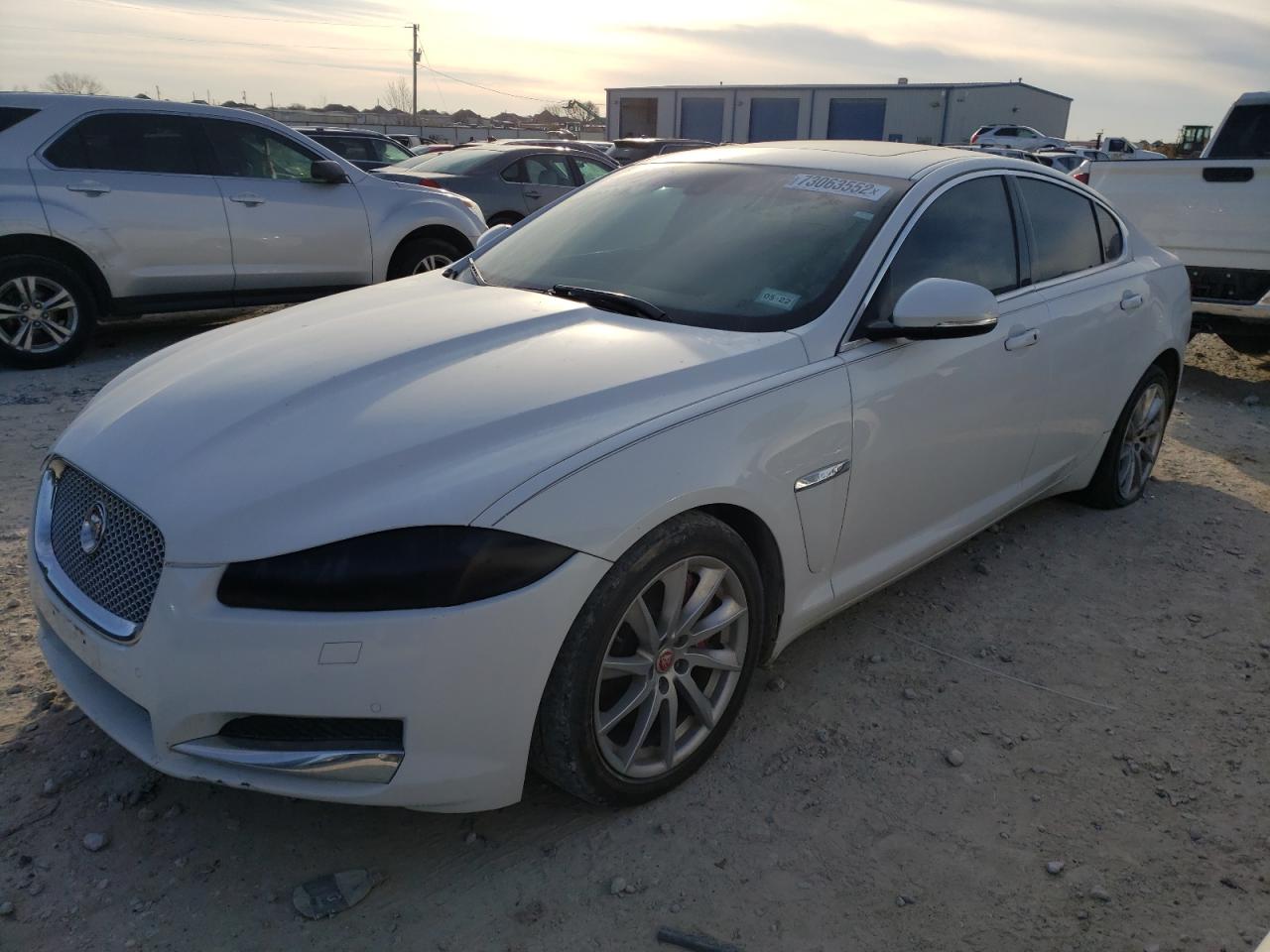 Jaguar Xf 2.0t pr (2015)