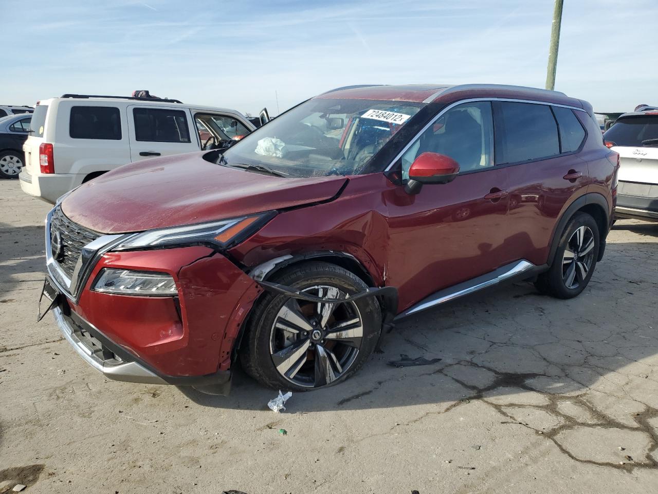 Nissan Rogue plat (2021)