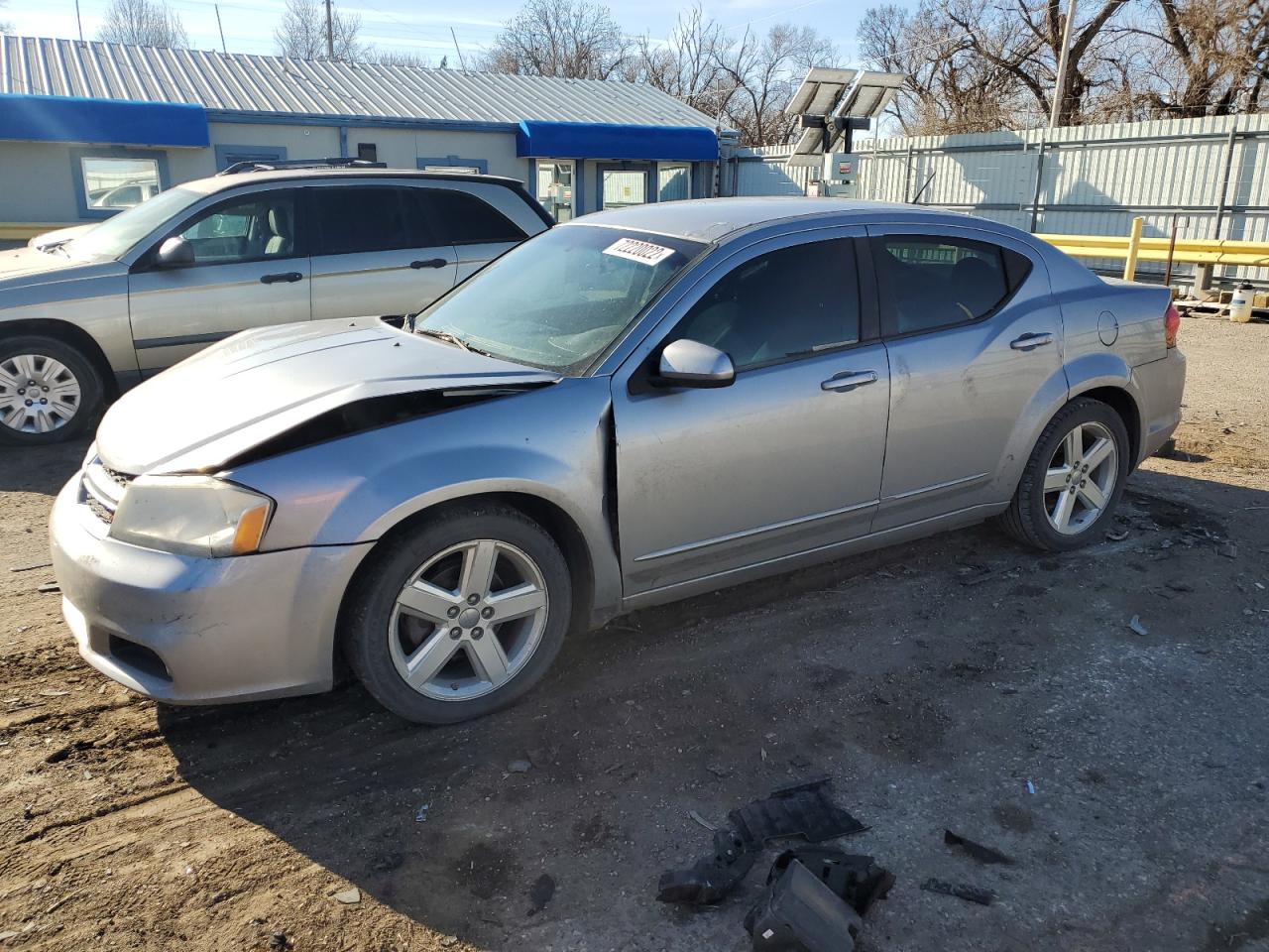 Dodge Avenger sx (2013)