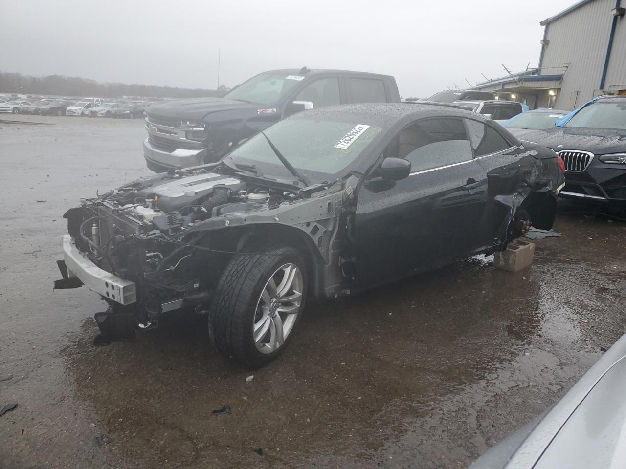 Infiniti G37 base (2010)