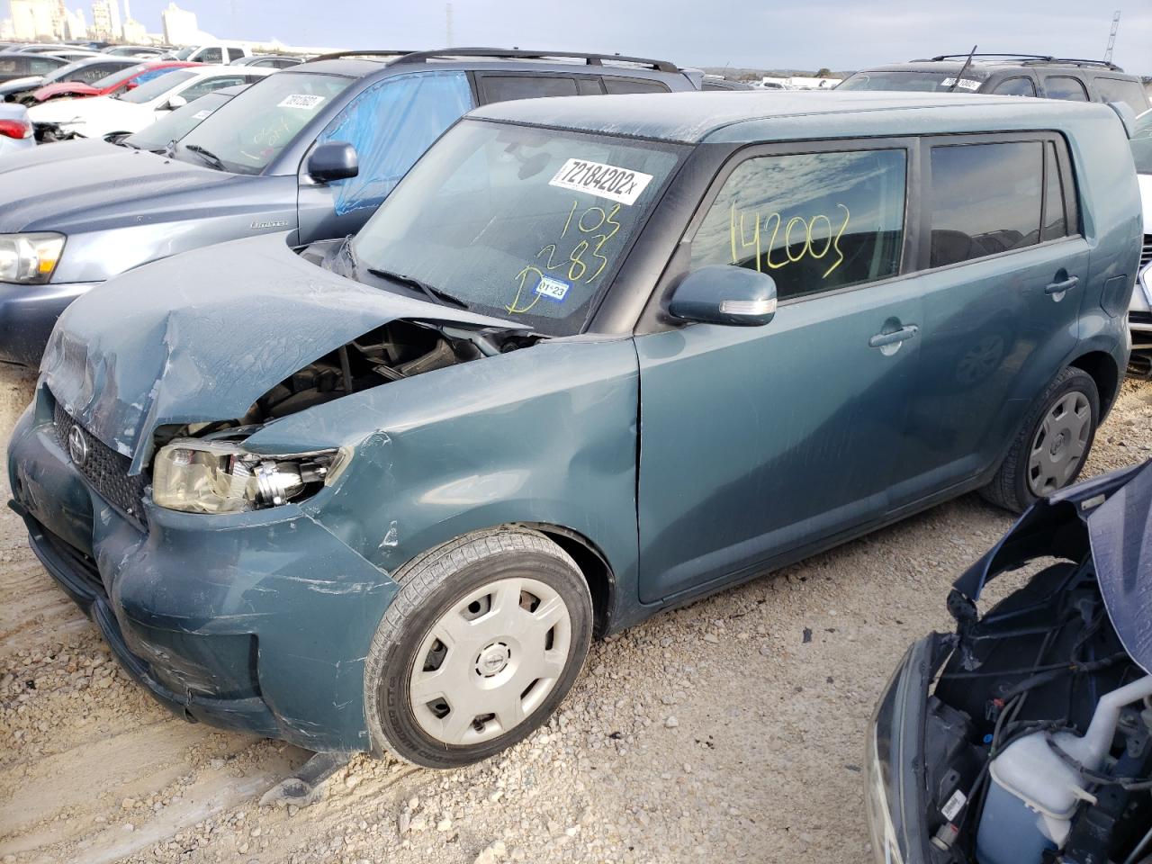 Toyota Scion xb (2010)