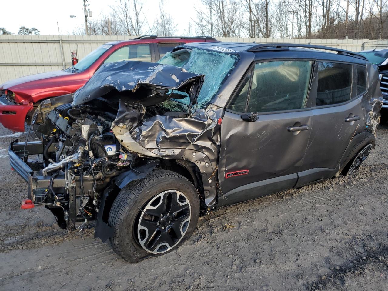 Jeep Renegade t (2016)
