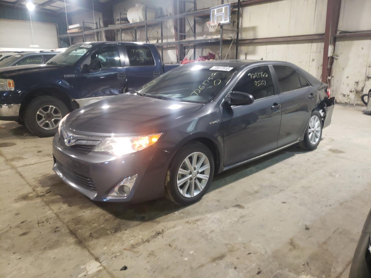 Toyota Camry hybr (2012)